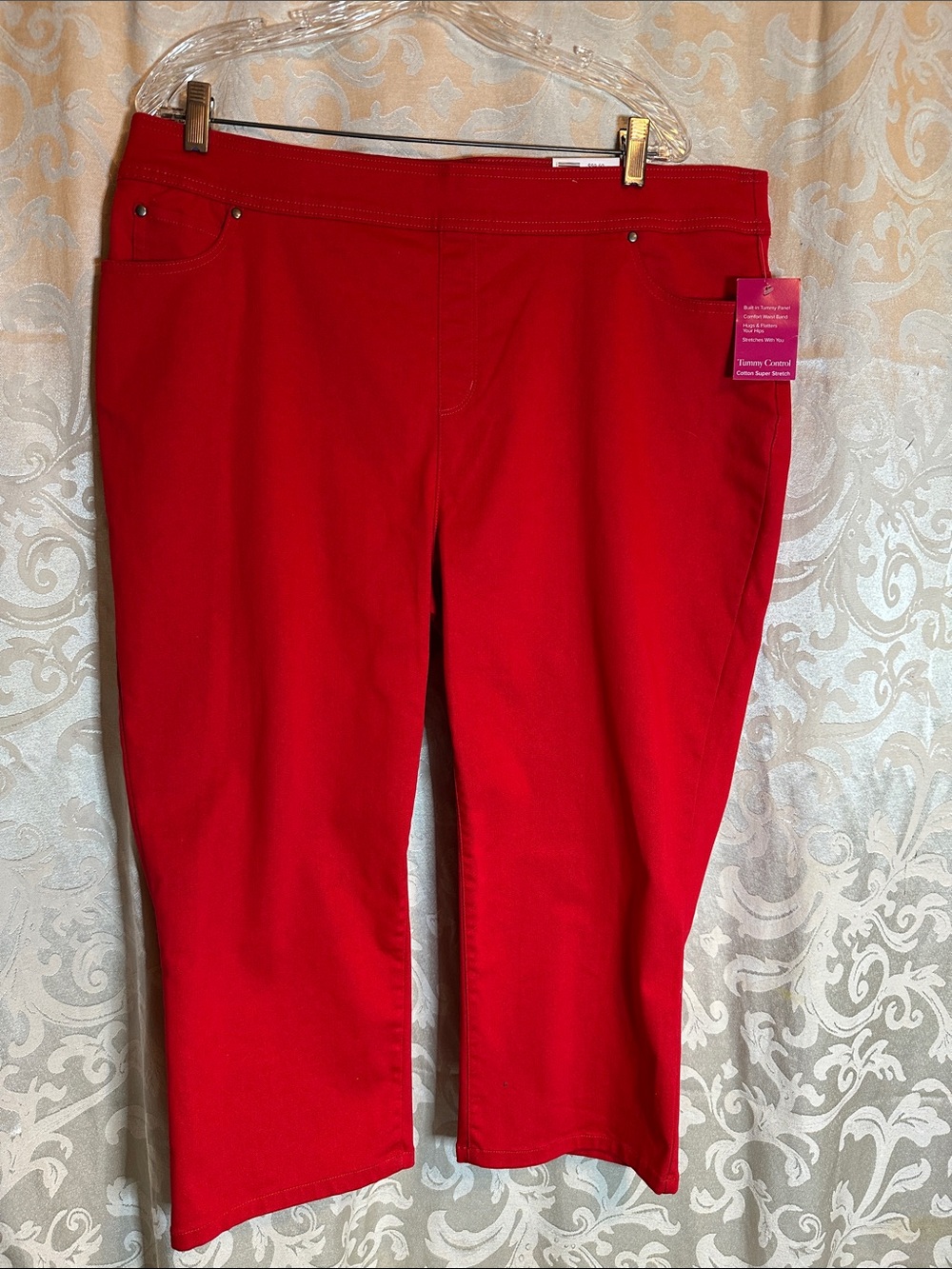 Kim Rogers Red Cropped Stretch Capri Jeans